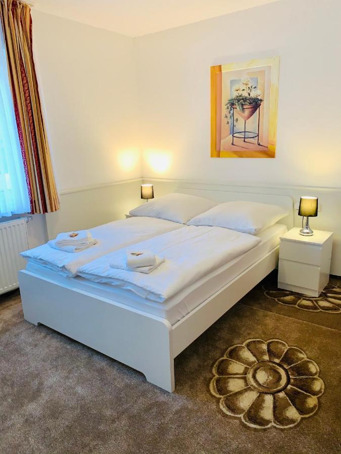 Dua Hotel Wennigsen Kültér fotó
