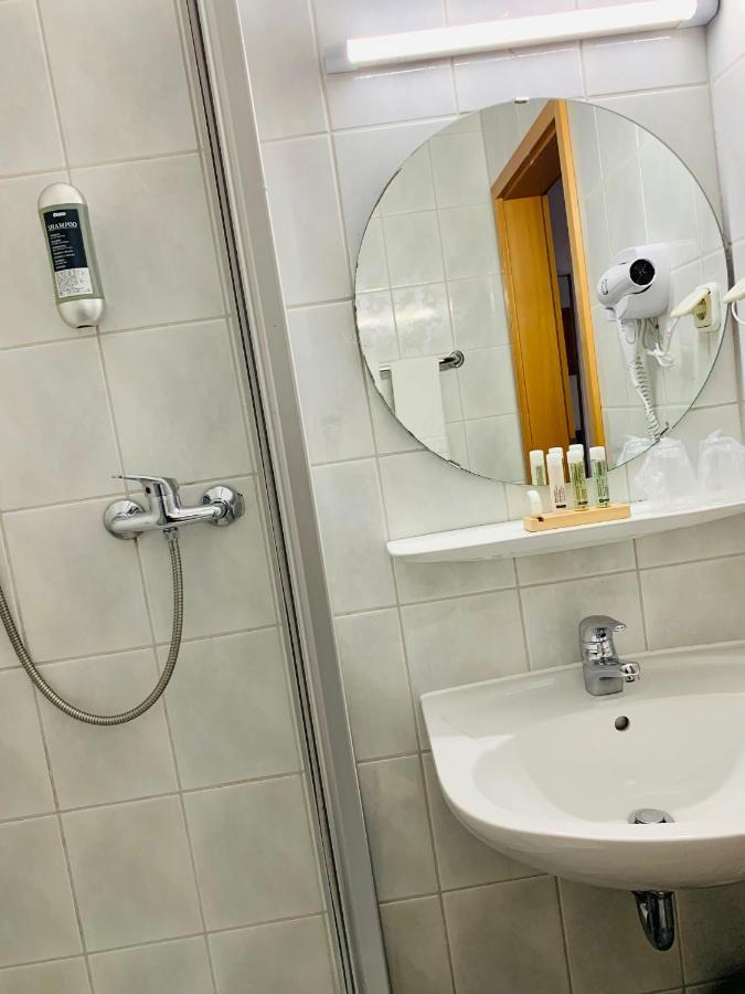Dua Hotel Wennigsen Kültér fotó