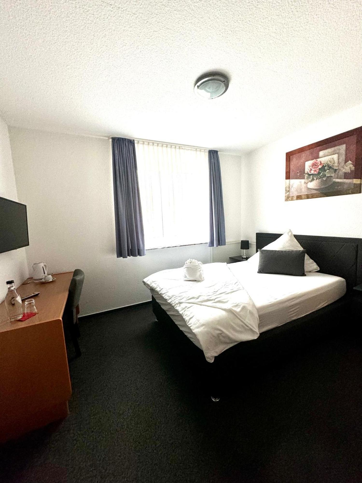 Dua Hotel Wennigsen Kültér fotó