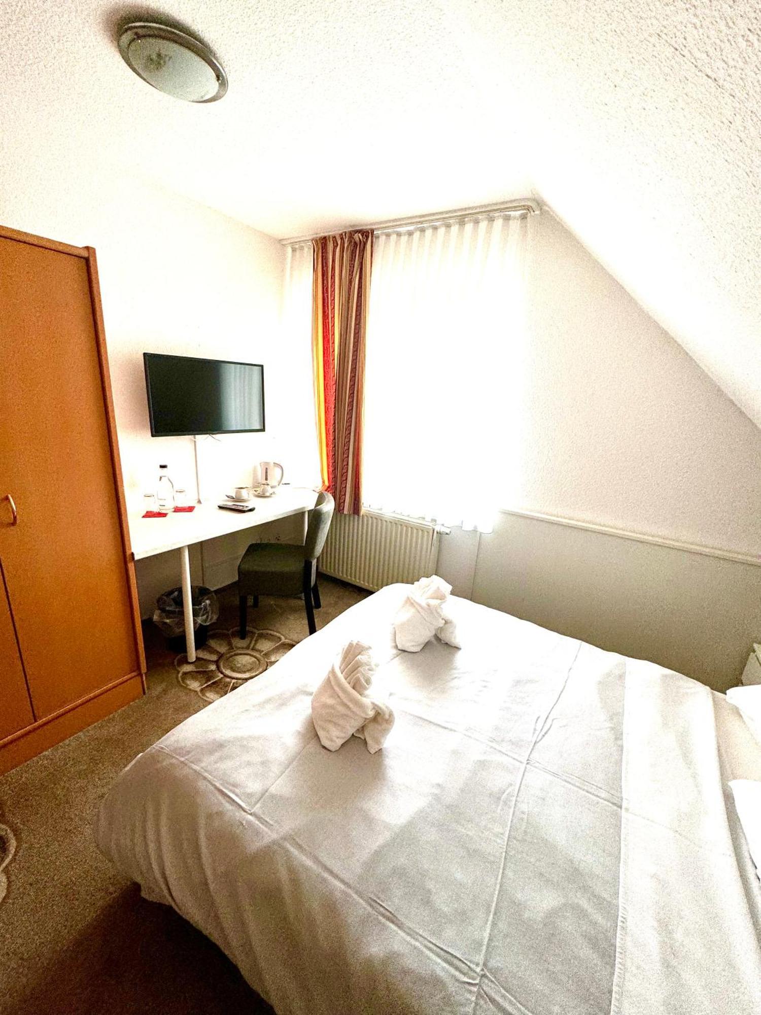 Dua Hotel Wennigsen Kültér fotó